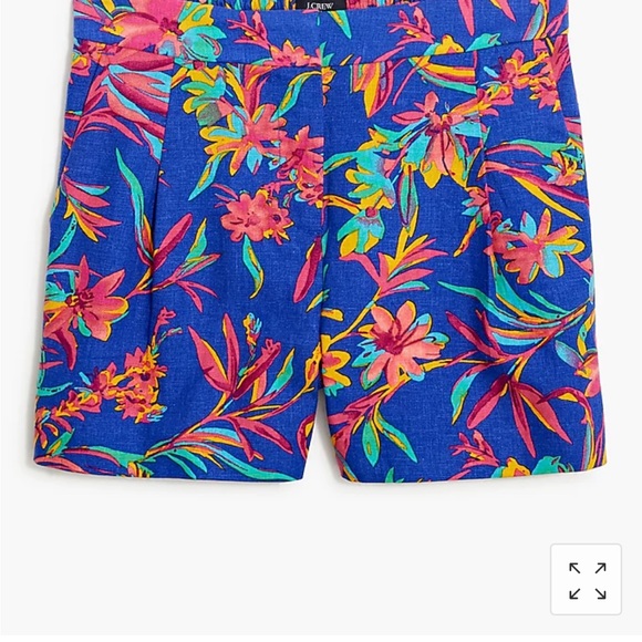 NWT J Crew Factory Pleated short with elastic waist
Size 2 - Picture 6 of 9